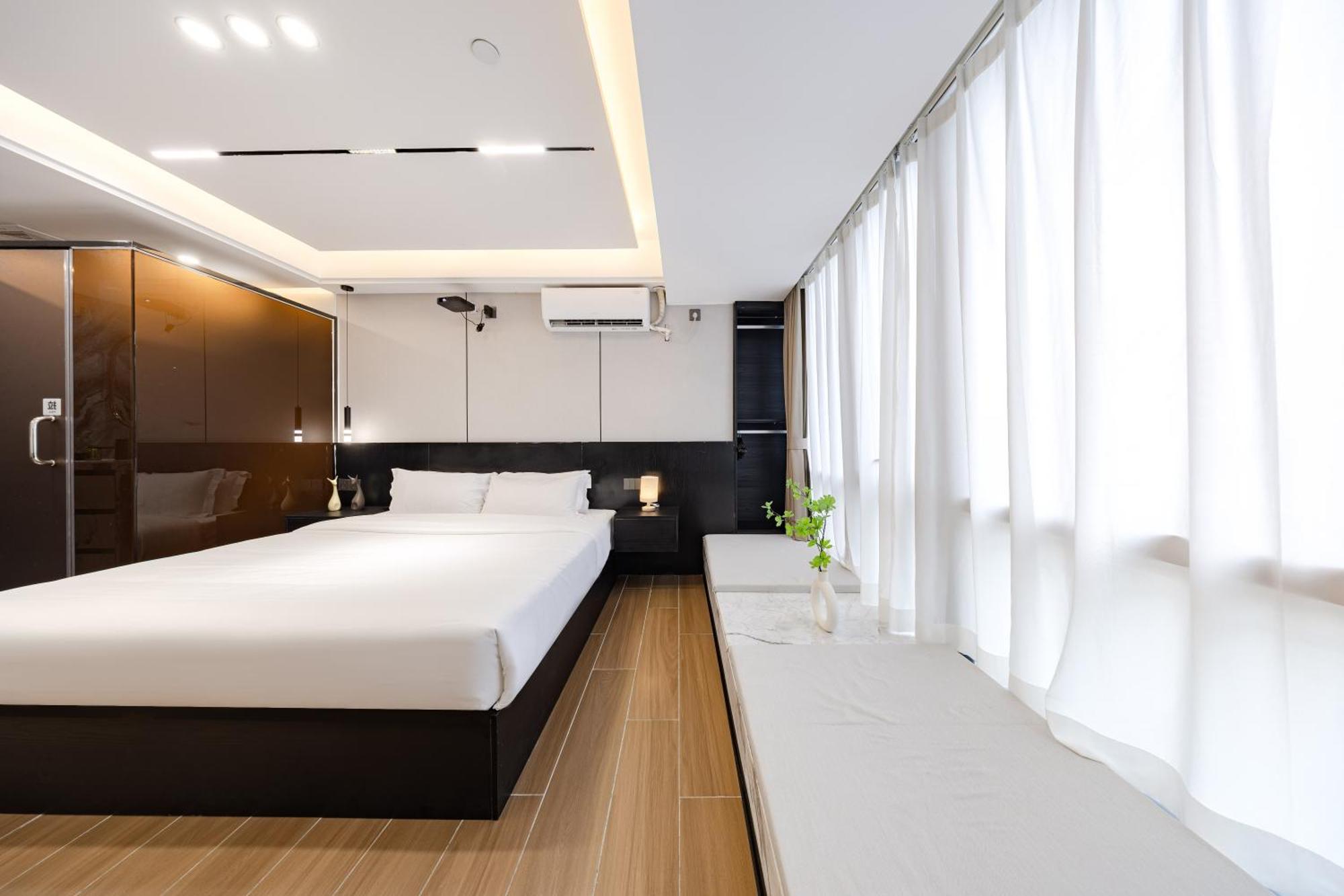 Yu Manju High-Floor Huge-Screen Audiovisual Hotel-Guangzhou Tower Zhujiang New Town Sports West Road Branch Exteriör bild