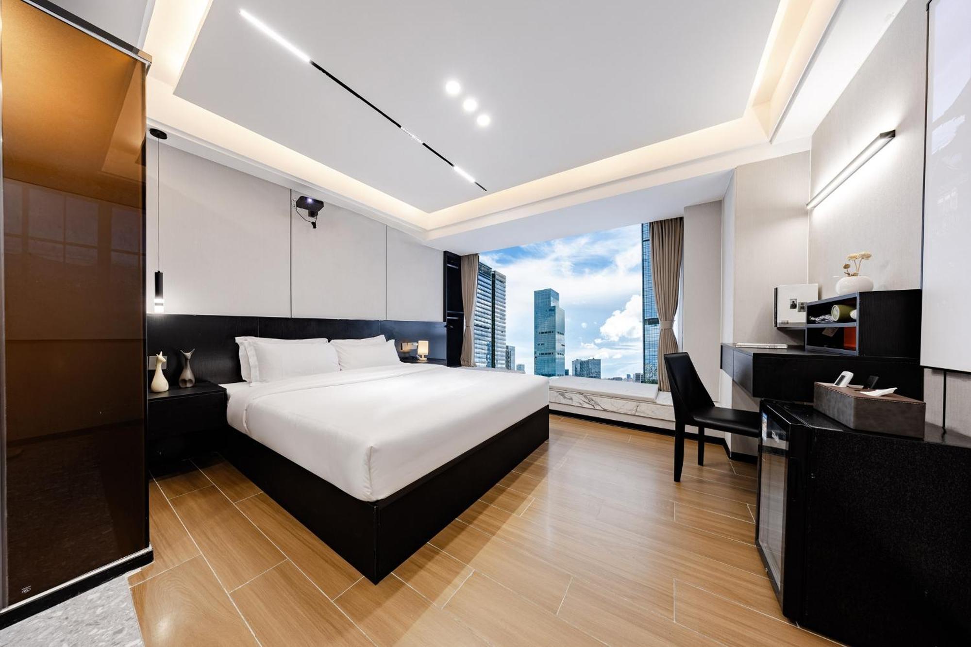 Yu Manju High-Floor Huge-Screen Audiovisual Hotel-Guangzhou Tower Zhujiang New Town Sports West Road Branch Exteriör bild